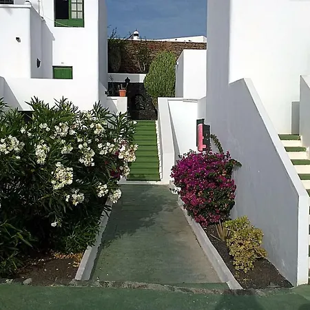 Aircon Bungalow Puerto Del Carmen Пуэрто дель Кармен